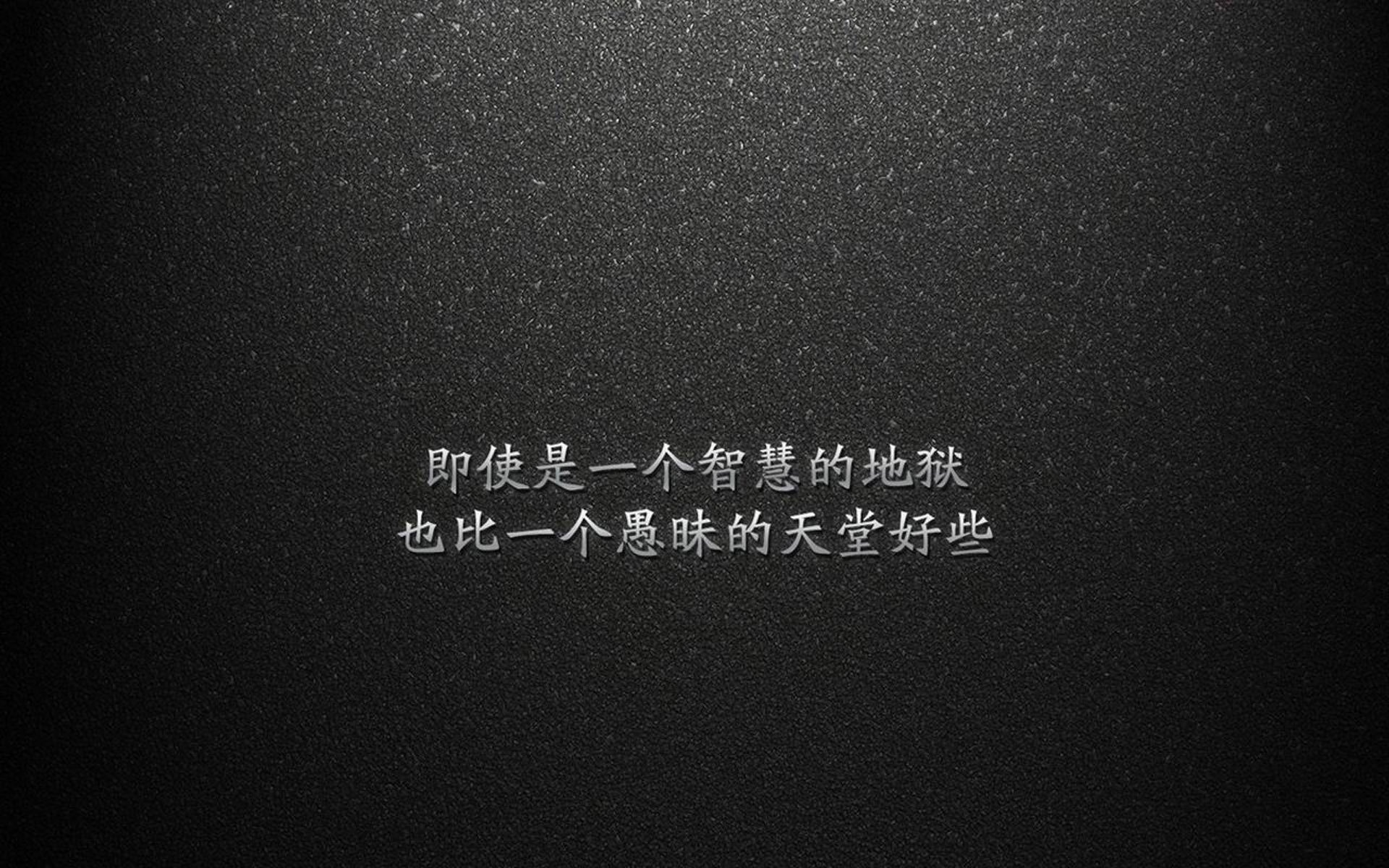 “武汉马拉松：选手们突破自我，勇敢迎接挑战”
